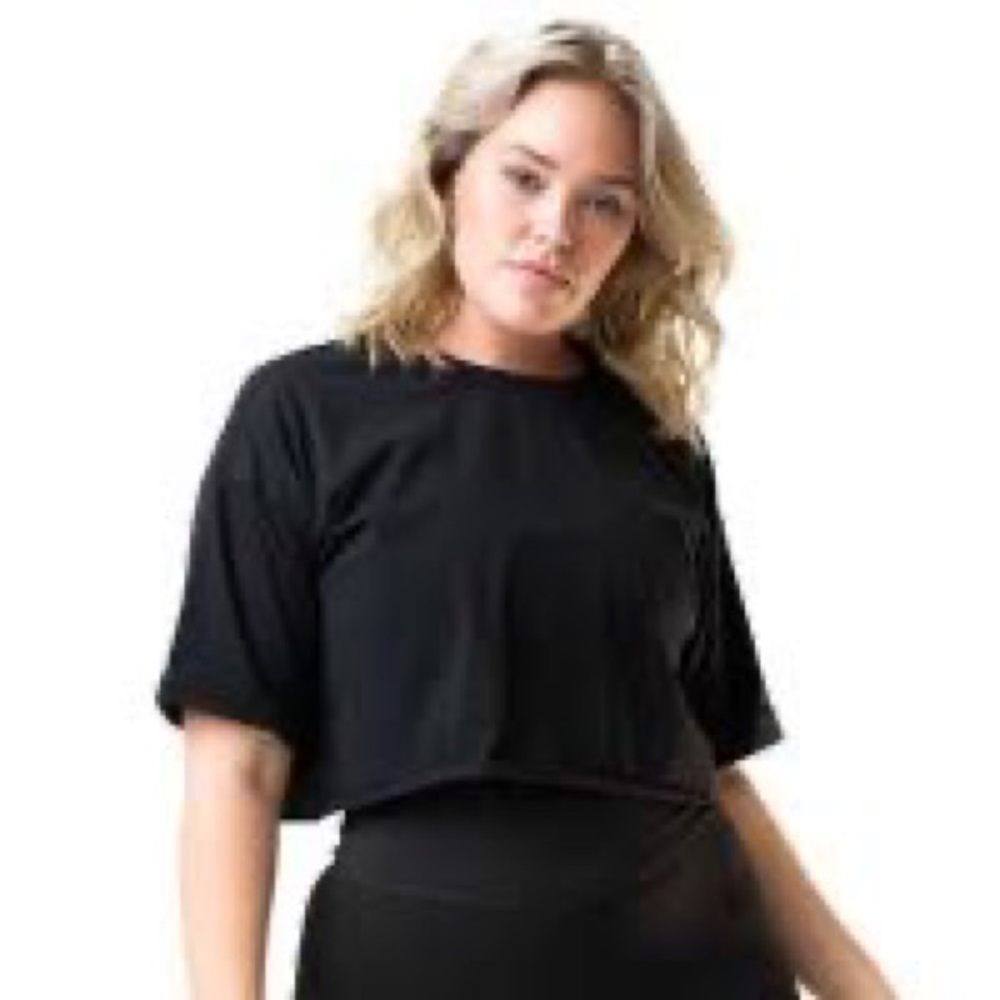 Balance Athletica black crop